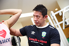 trainer_hayashi_w.jpg